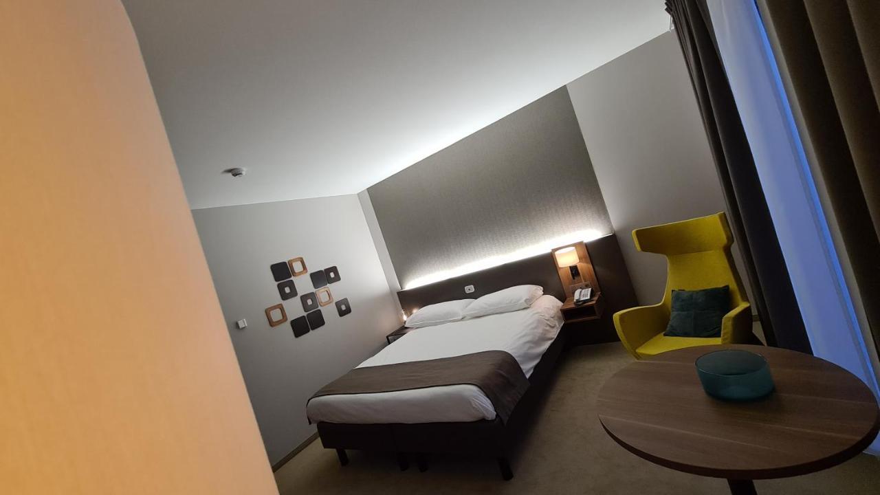 Hotel Drie Eiken 에더젬 외부 사진
