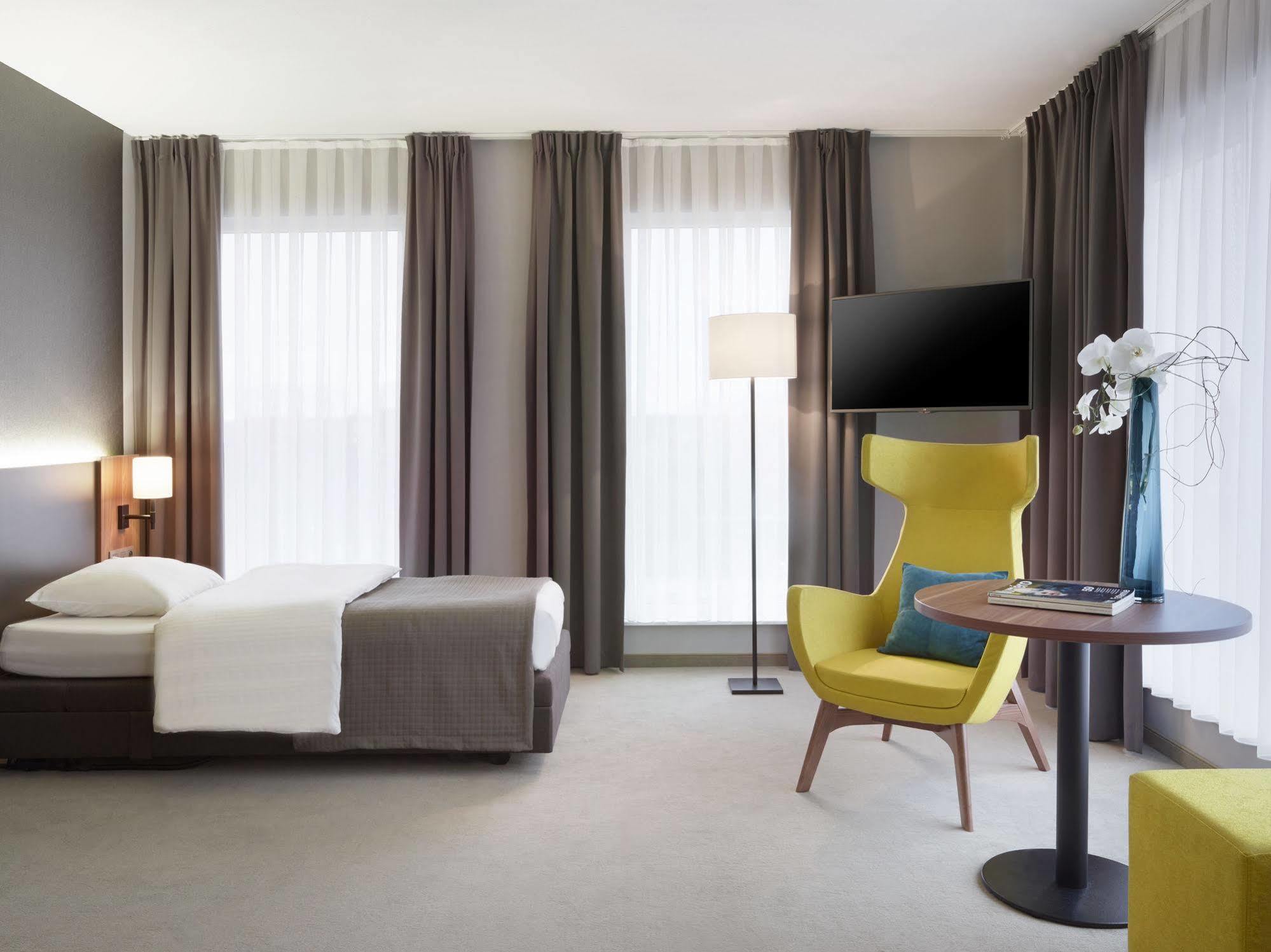 Hotel Drie Eiken 에더젬 외부 사진