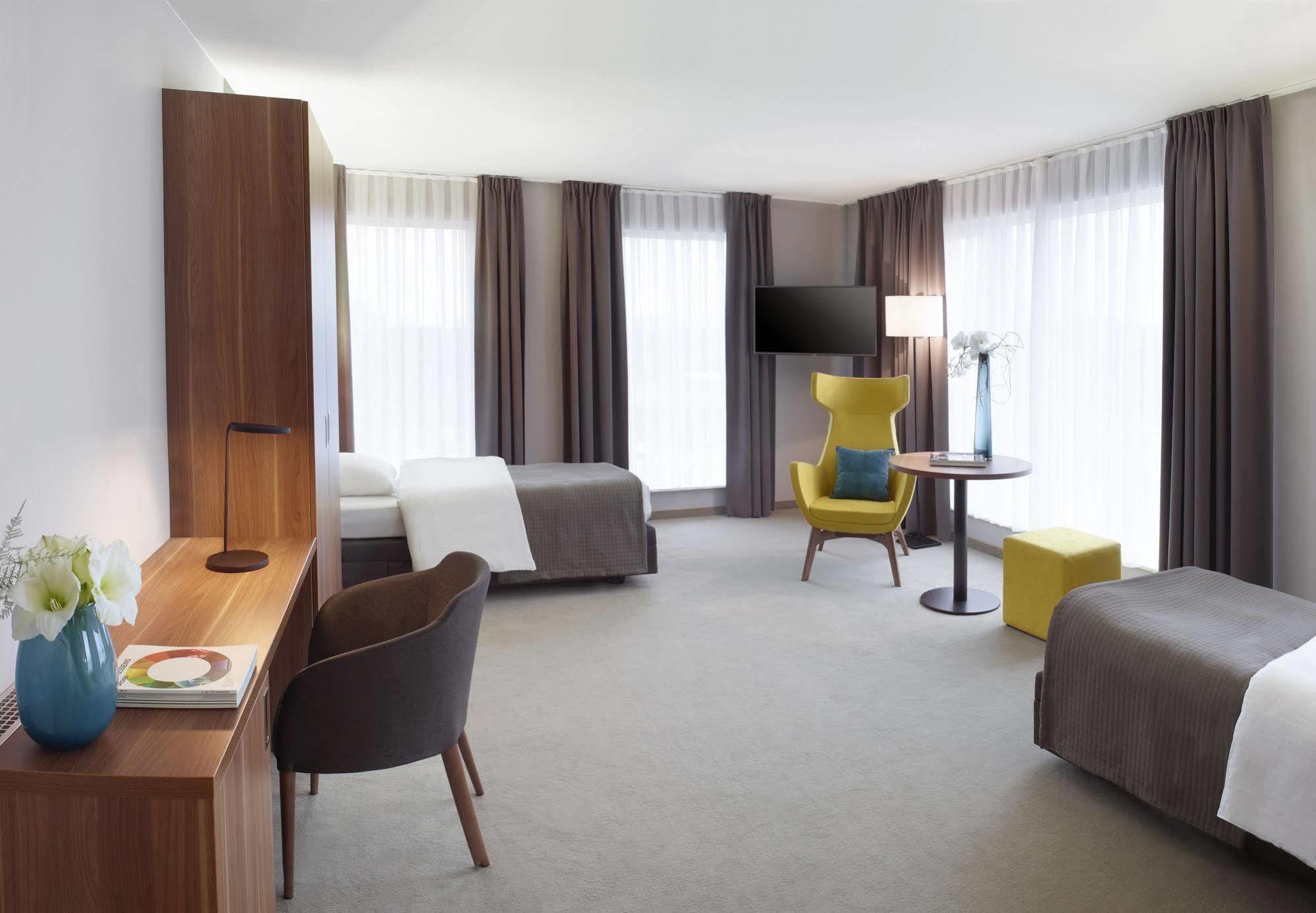 Hotel Drie Eiken 에더젬 외부 사진